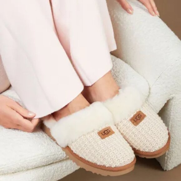 UGG Women's Cozy Slipper - Picture 1 of 4